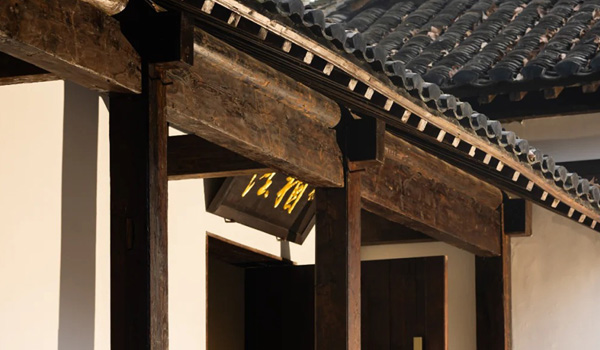 浙江杭州 ? 風(fēng)月東方 ? 法相 ? FROMHER