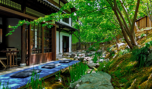 浙江杭州 ? 風(fēng)月東方 ? 法相 ? FROMHER