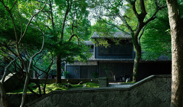 浙江杭州 ? 風(fēng)月東方 ? 法相 ? FROMHER